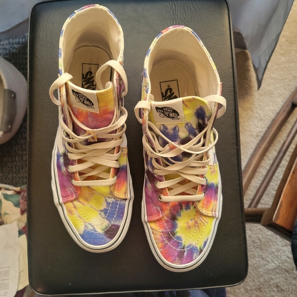 Tie dye Vans Hightops - Picture 3 of 7
